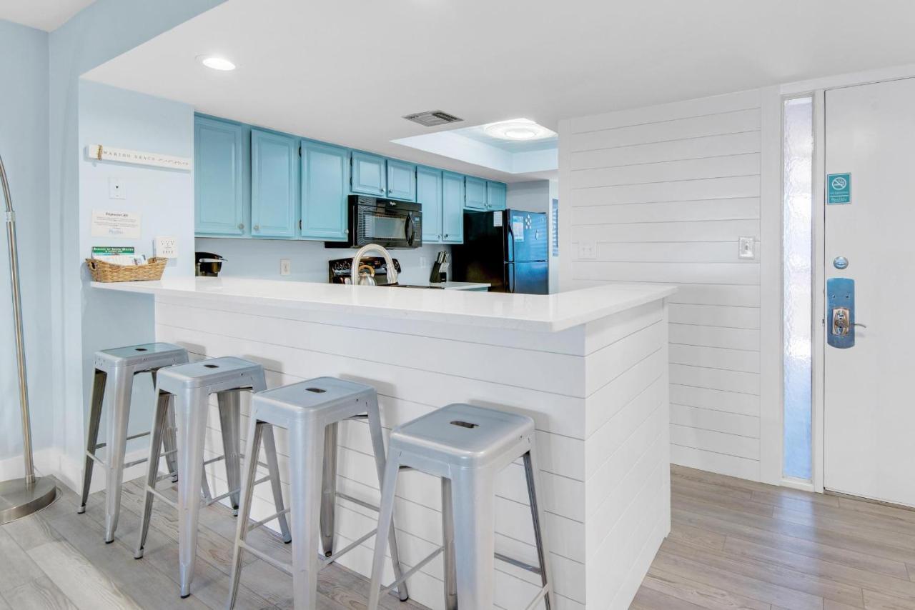 Apartment Edgewater #308 *