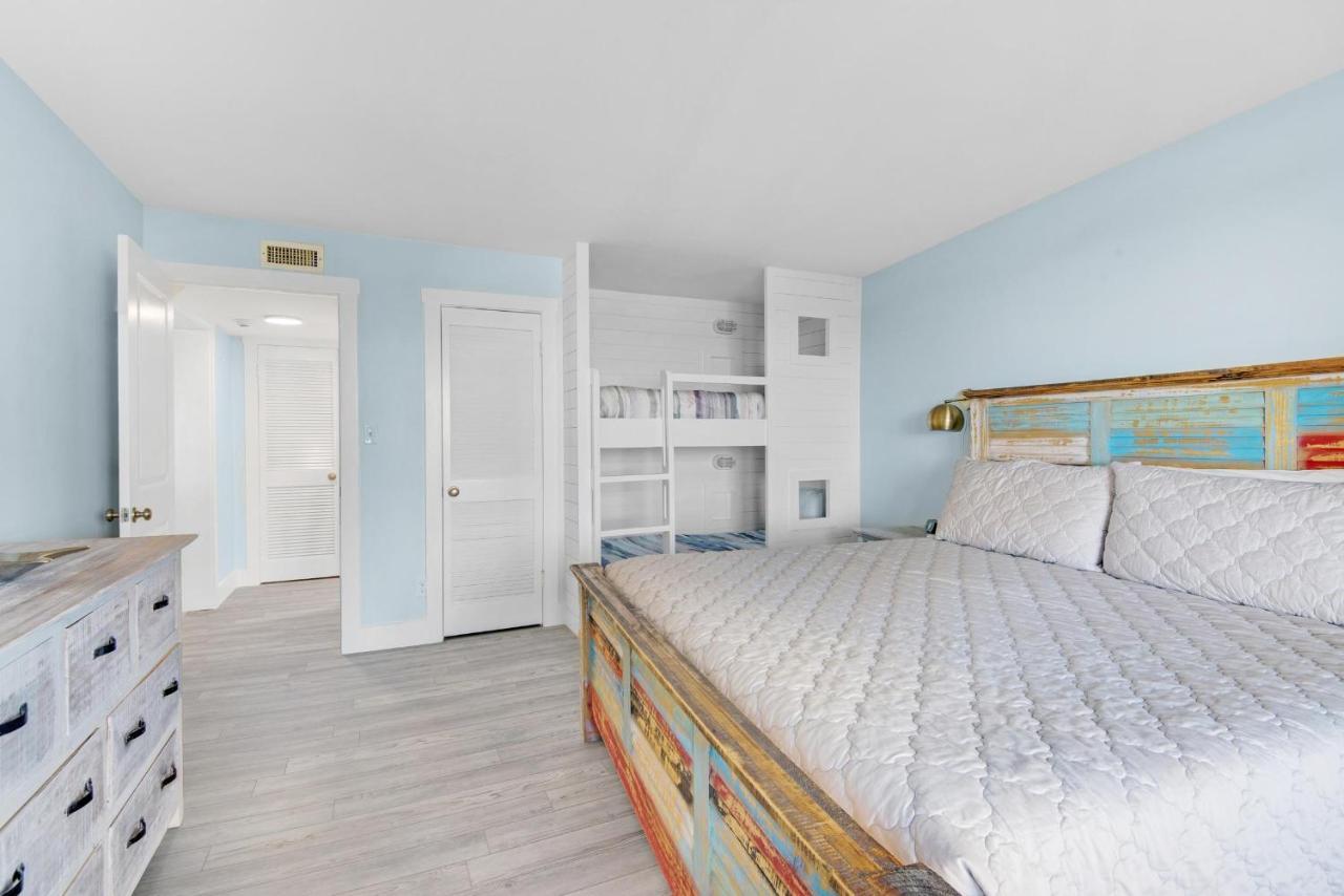 Edgewater #308 *