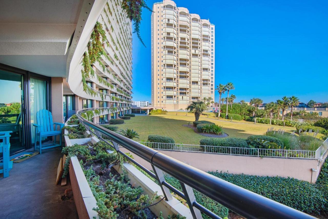 Edgewater #308
