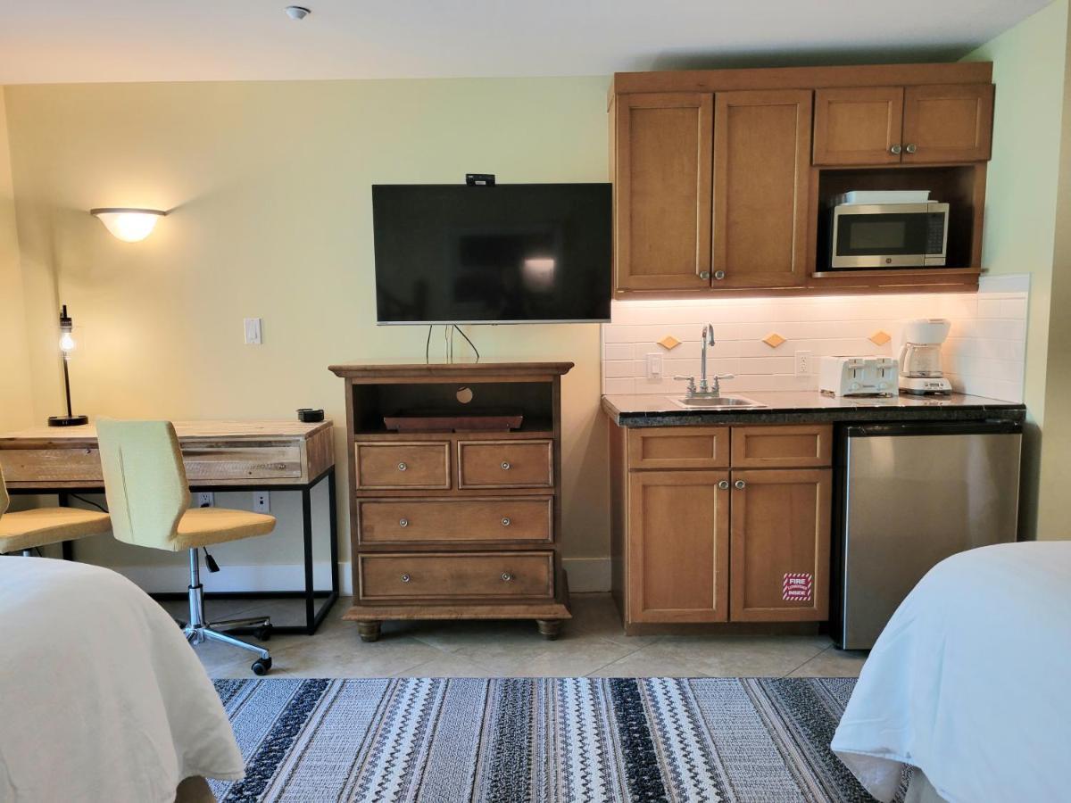 Holiday home Lasata 3403