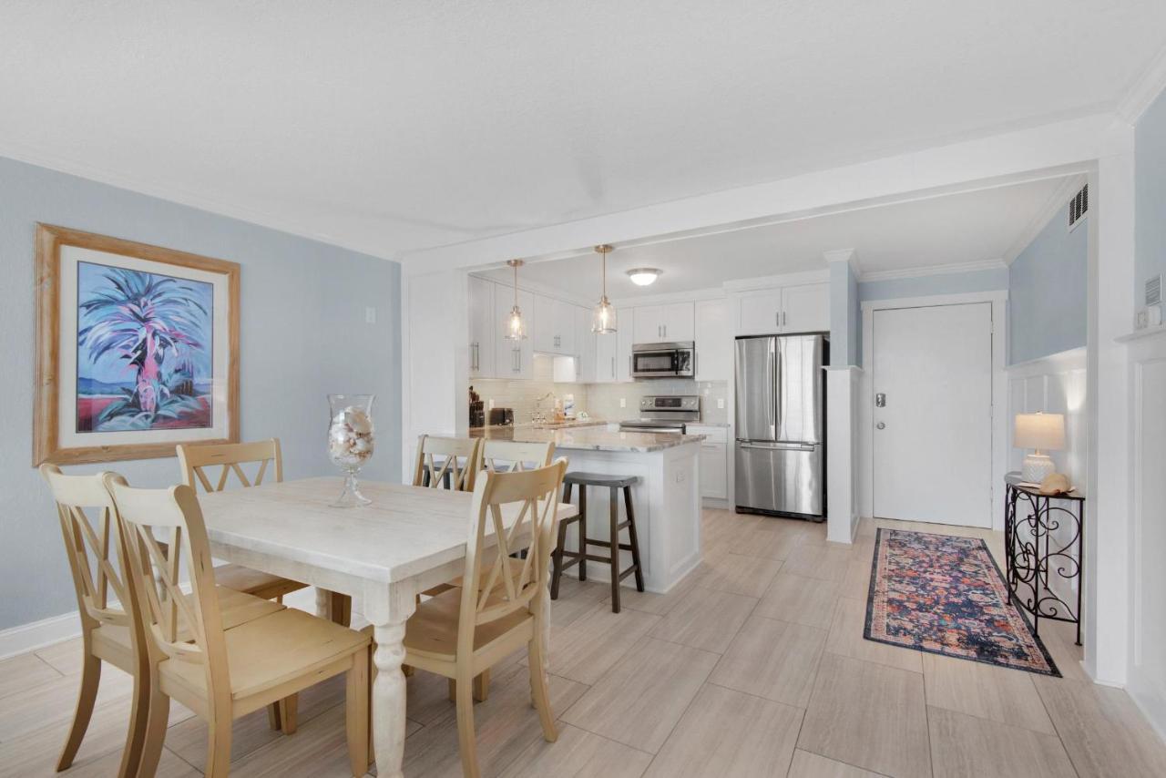 Dolphin Point 404c *