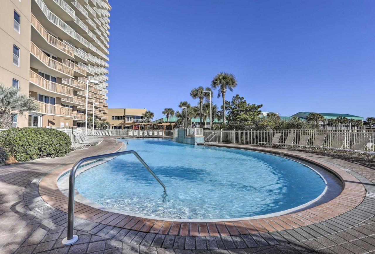 High-rise With Balcony And Pool View Apartment