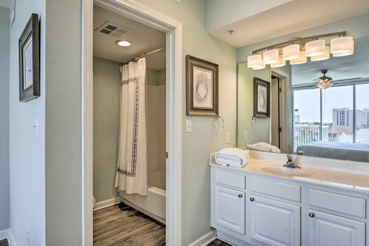 Apartment High-rise With Balcony And Pool View Destin