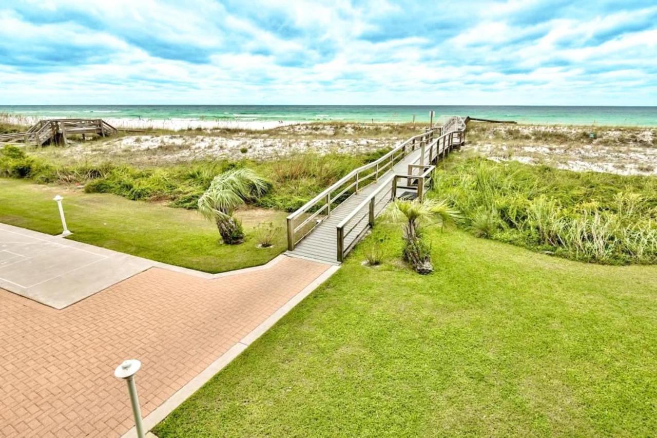 On The Gulf 402 Holiday home