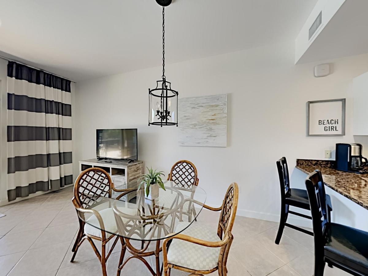 Apartment 205 Destin
