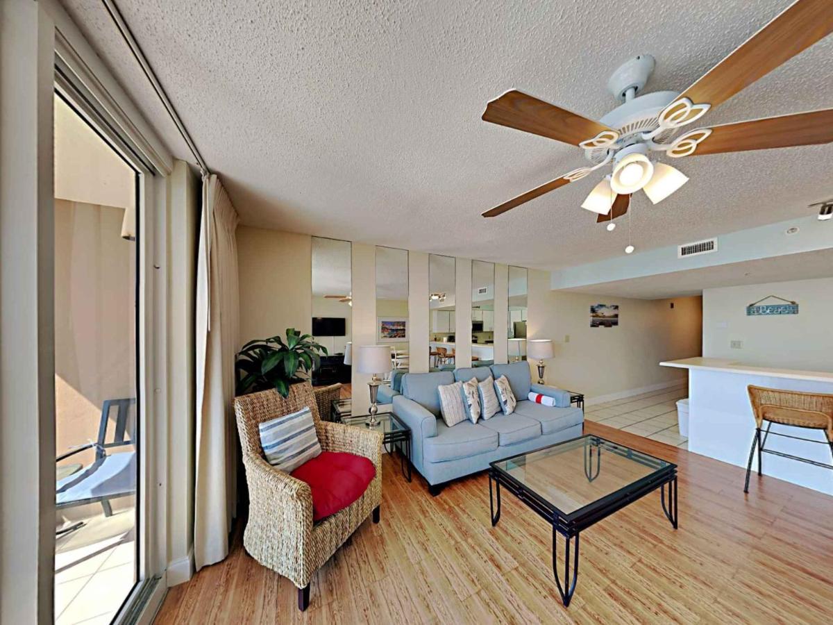 Pelican #203 Apartment *