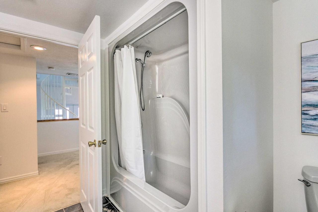 Bayfront Niceville Getaway With Private Dock! Holiday home Destin