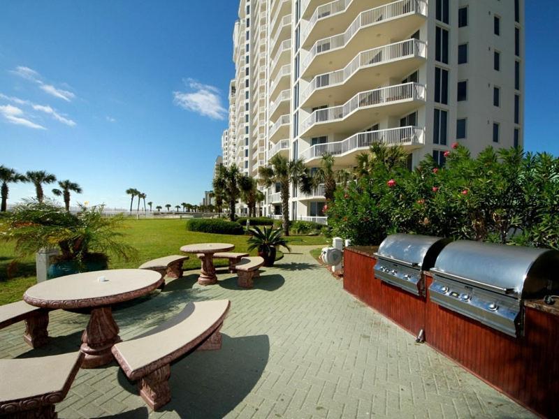 Silver Towers 1805e Apartment *