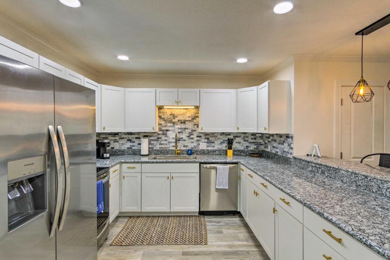 Modern Miramar Townhome, Walk To Ocean! Destin