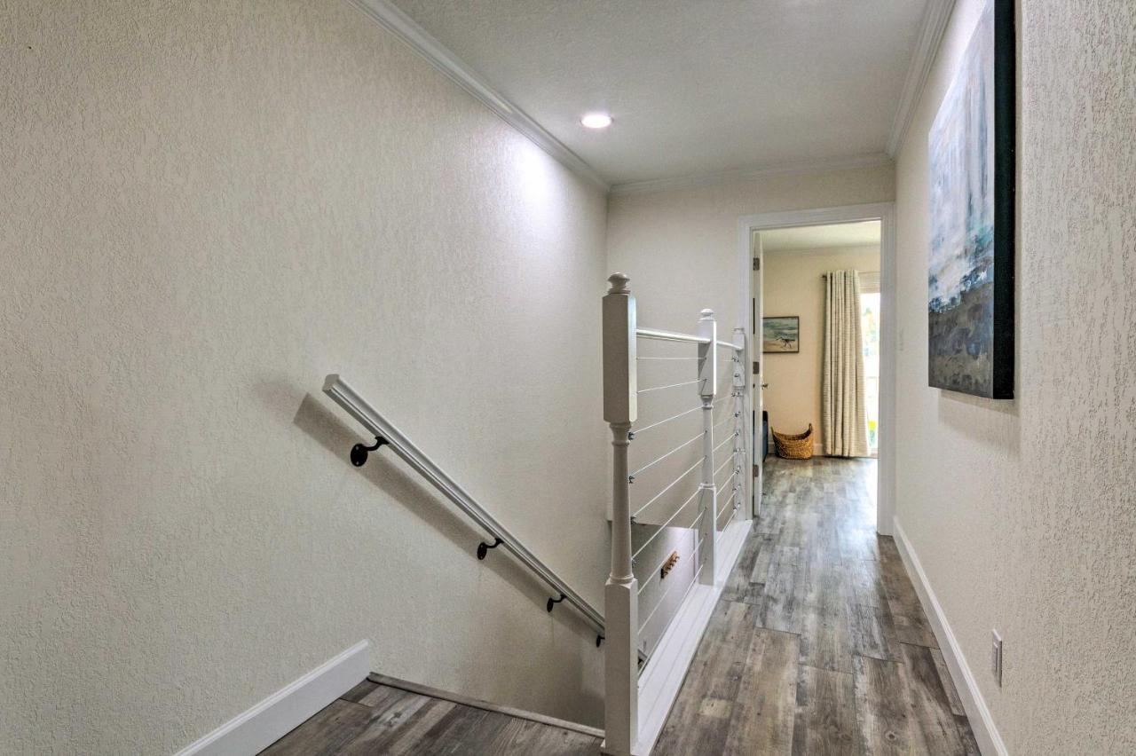 Modern Miramar Townhome, Walk To Ocean!