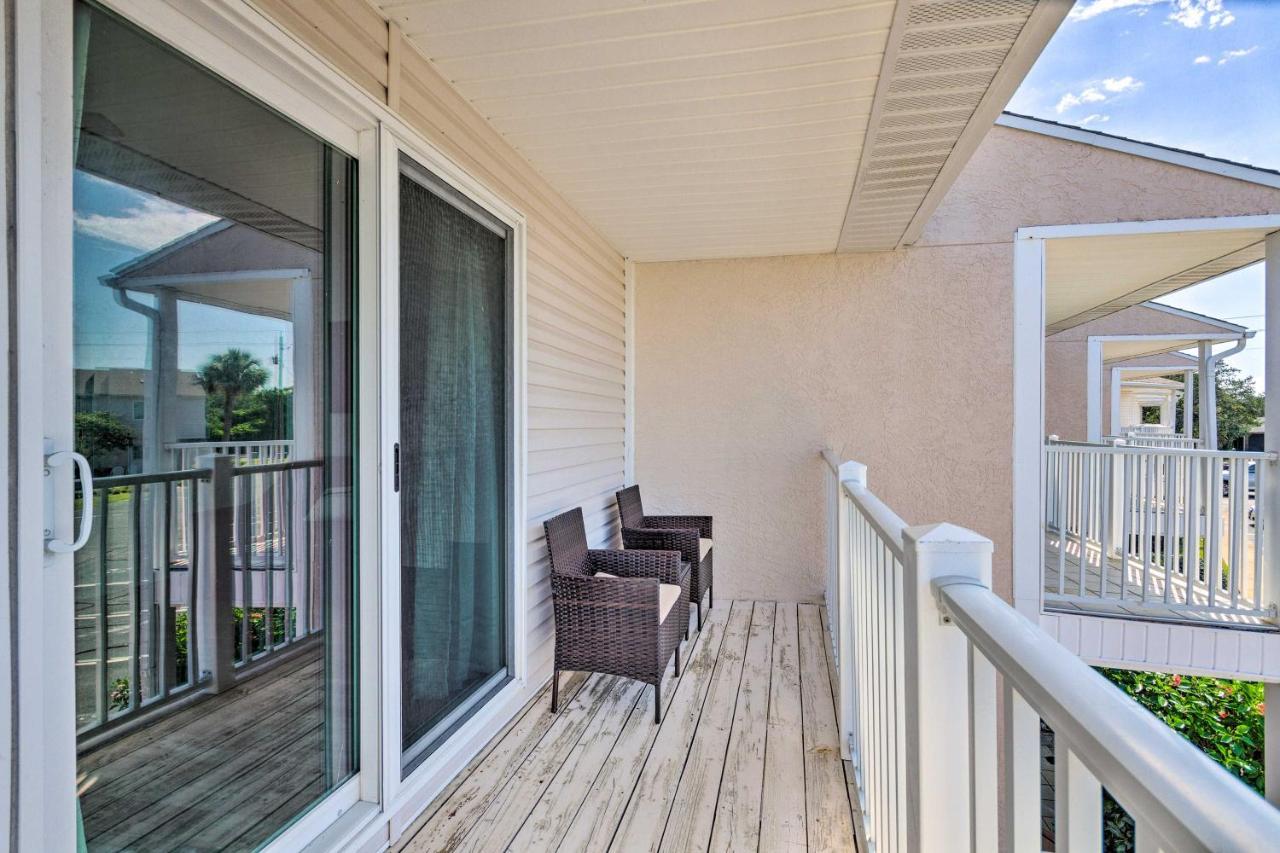 Holiday home Modern Miramar Townhome, Walk To Ocean! *