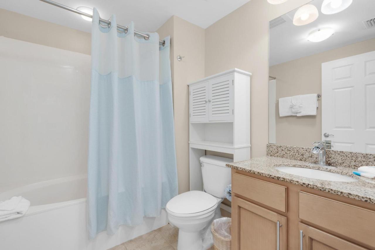 Palms #2413 Jr. 2br