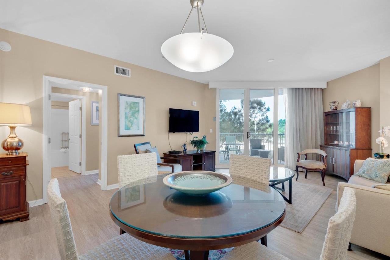 Palms #2212 Jr. 2br