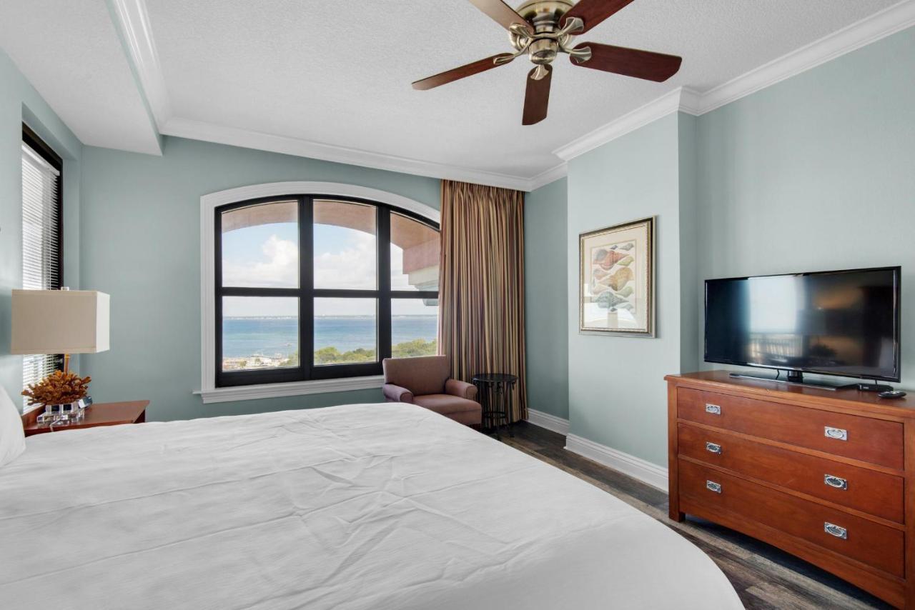 Emerald Grande W728 Destin