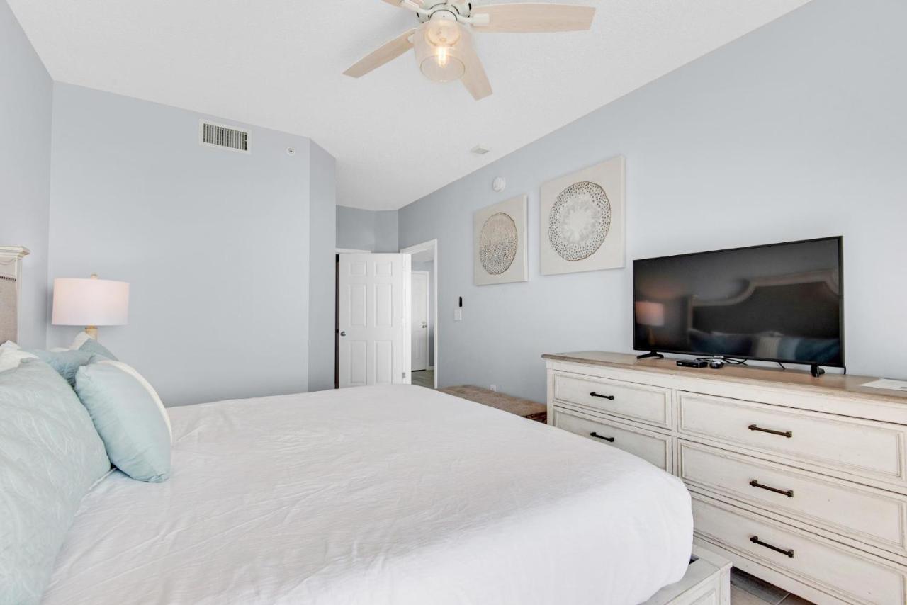 Apartment Majestic Sun 813b *