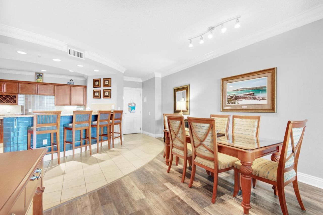 Apartment Emerald Grande W728 *