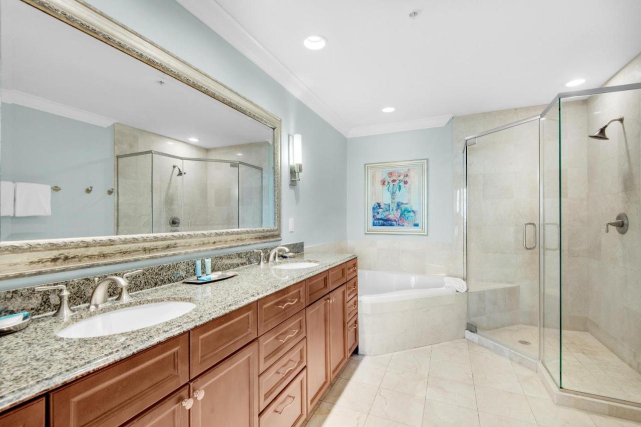 Apartment Emerald Grande W728 *