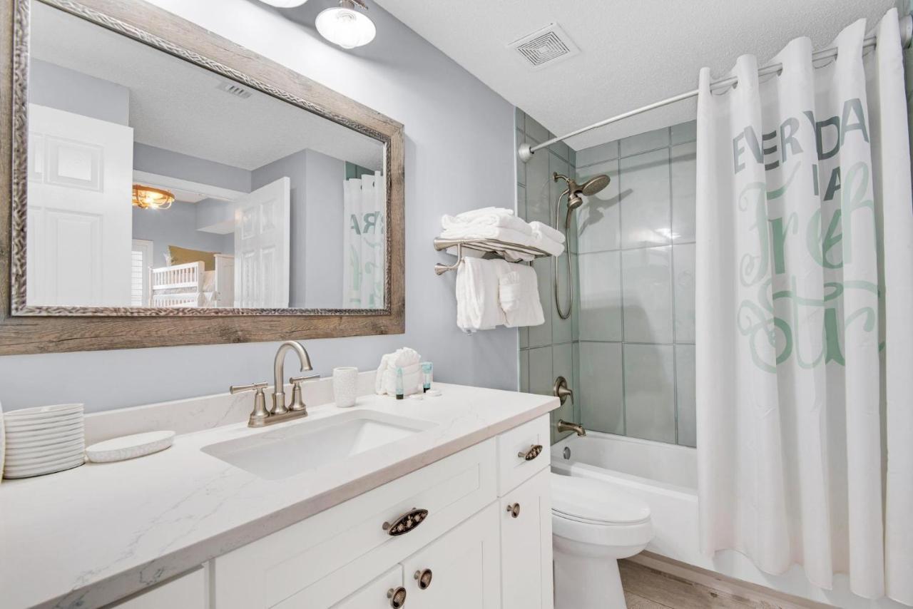 Apartment Majestic Sun 813b