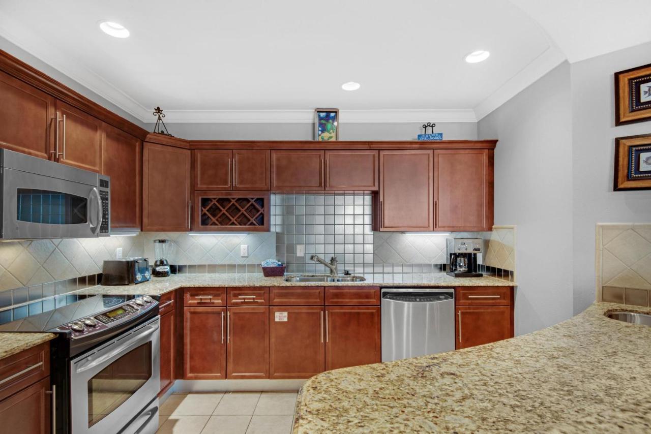 Apartment Emerald Grande W728