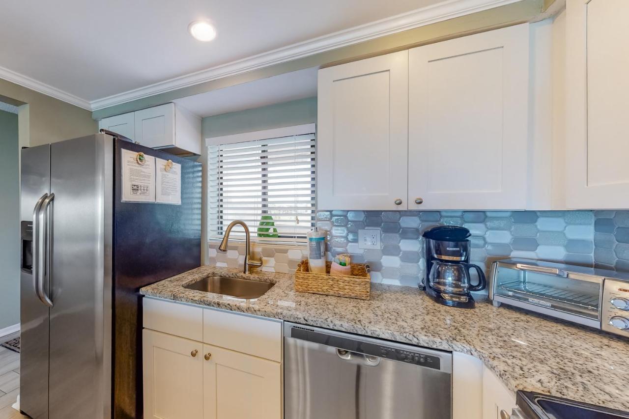 Apartment Huntington By The Sea 201 Miramar