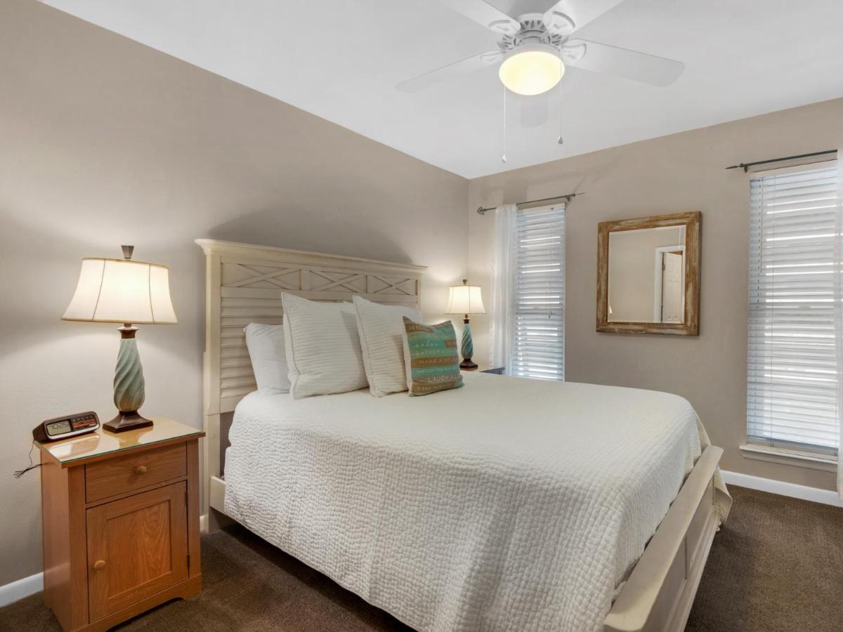 Holiday home Seamist Townhomes 1 By Newman-dailey *