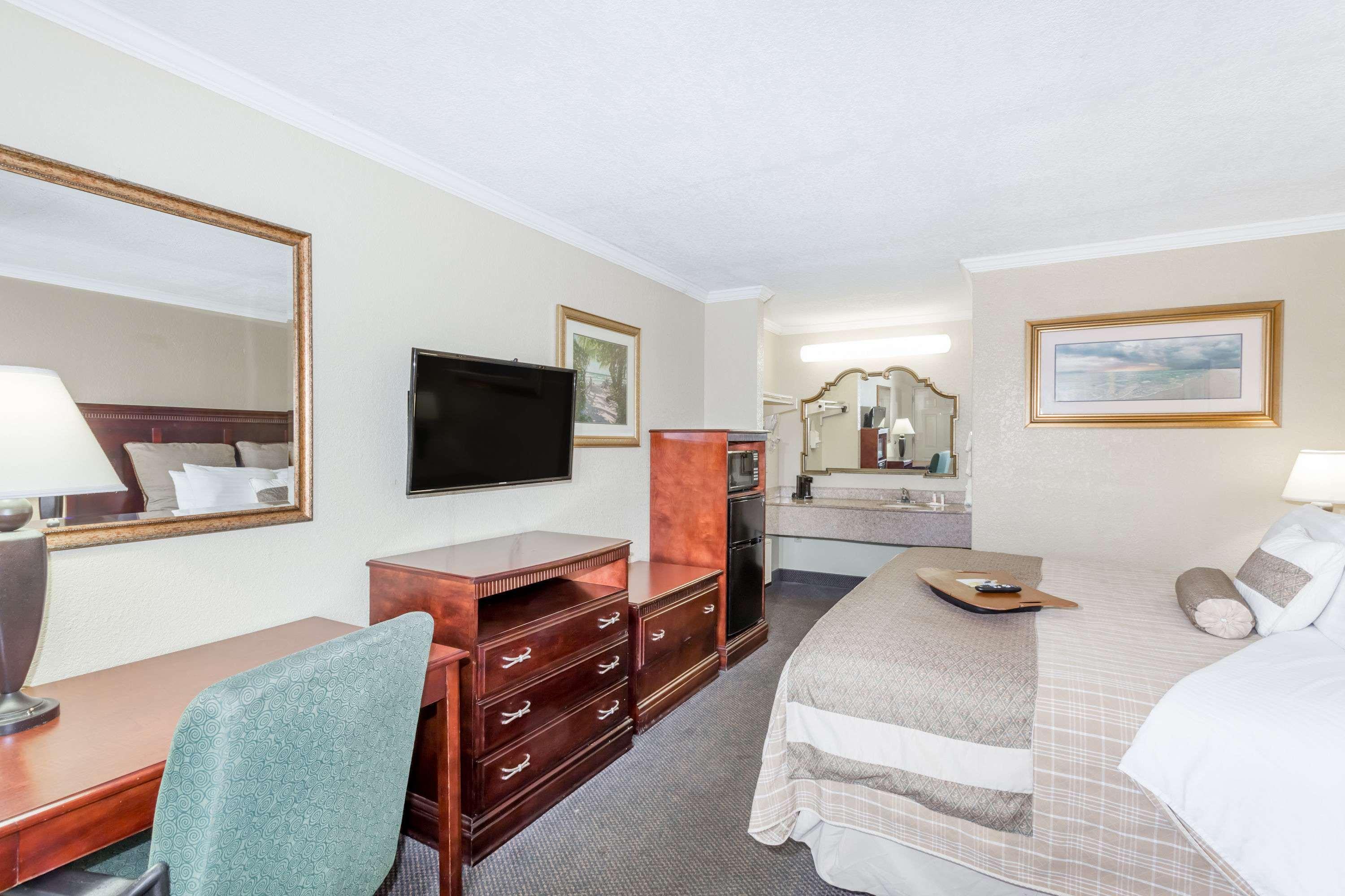 Motel Days By Wyndham 2*