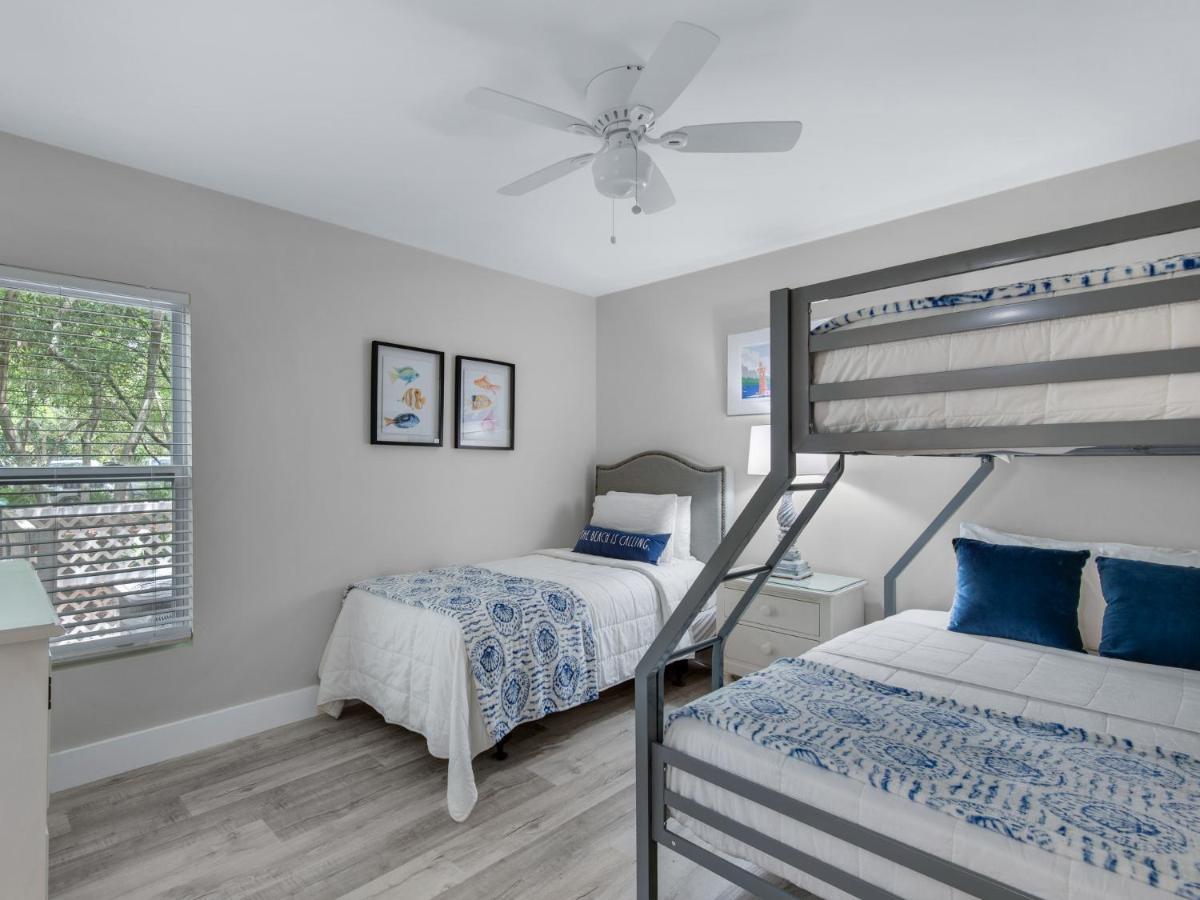 Hidden Dunes 204 By Newman-dailey Holiday home Destin