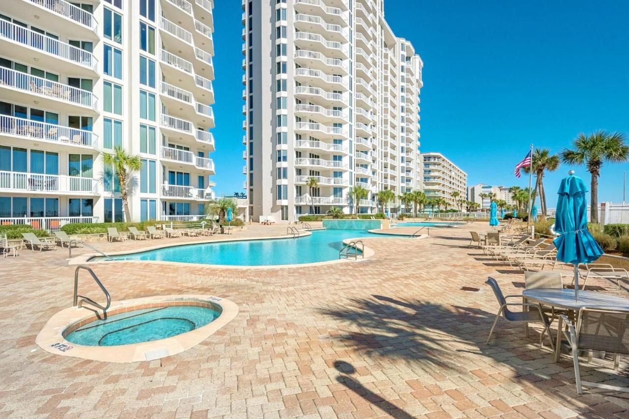 Silver Towers 1205 East Apartment *