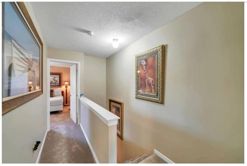 Holiday home New Listing!!! 4 Min Walk To The Beach! Destin