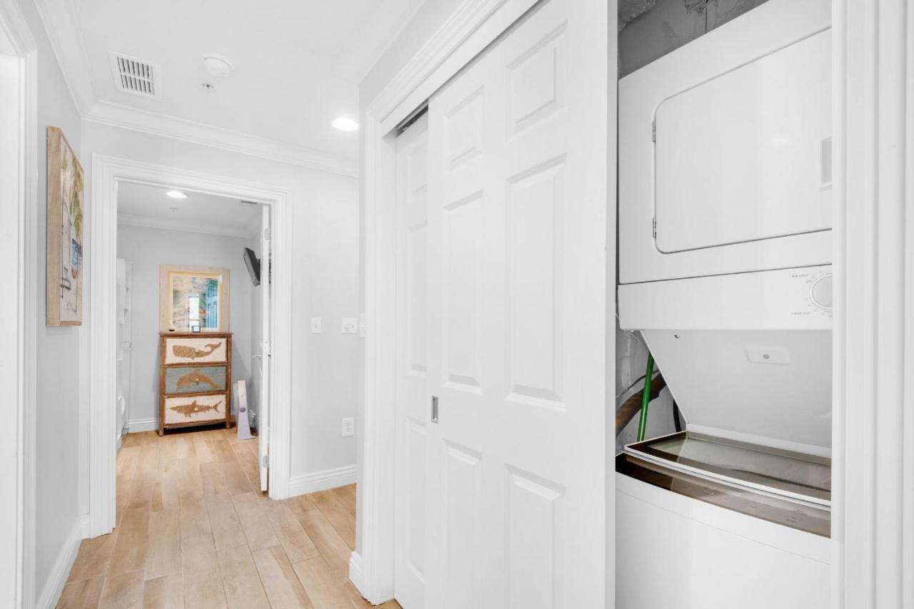 Apartment Emerald Grande W222- Rexford's Retreat *