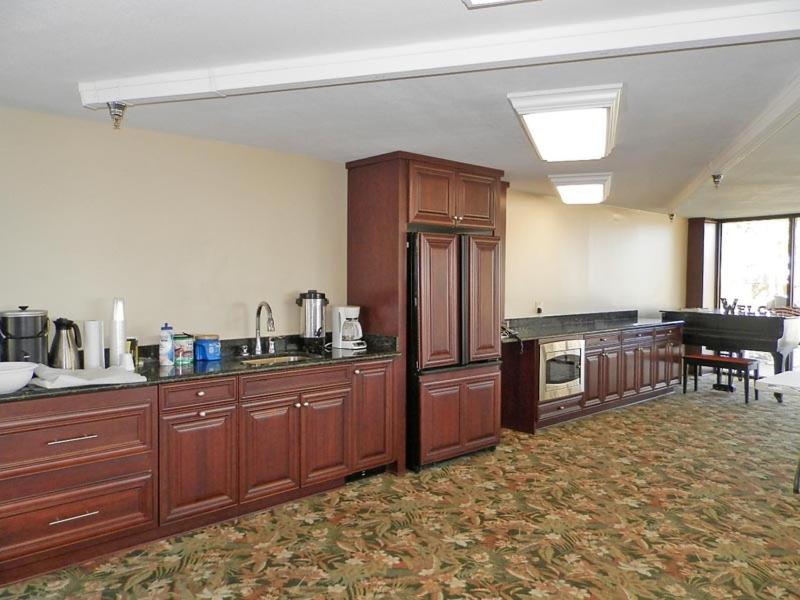 Amazing In Miramar With Outdoor Swimming Pool And 2 Bedrooms Apartment