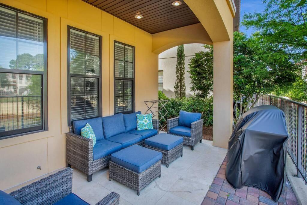 Large 4 Bedroom With Bunk And 2 Golf Carts! Destin