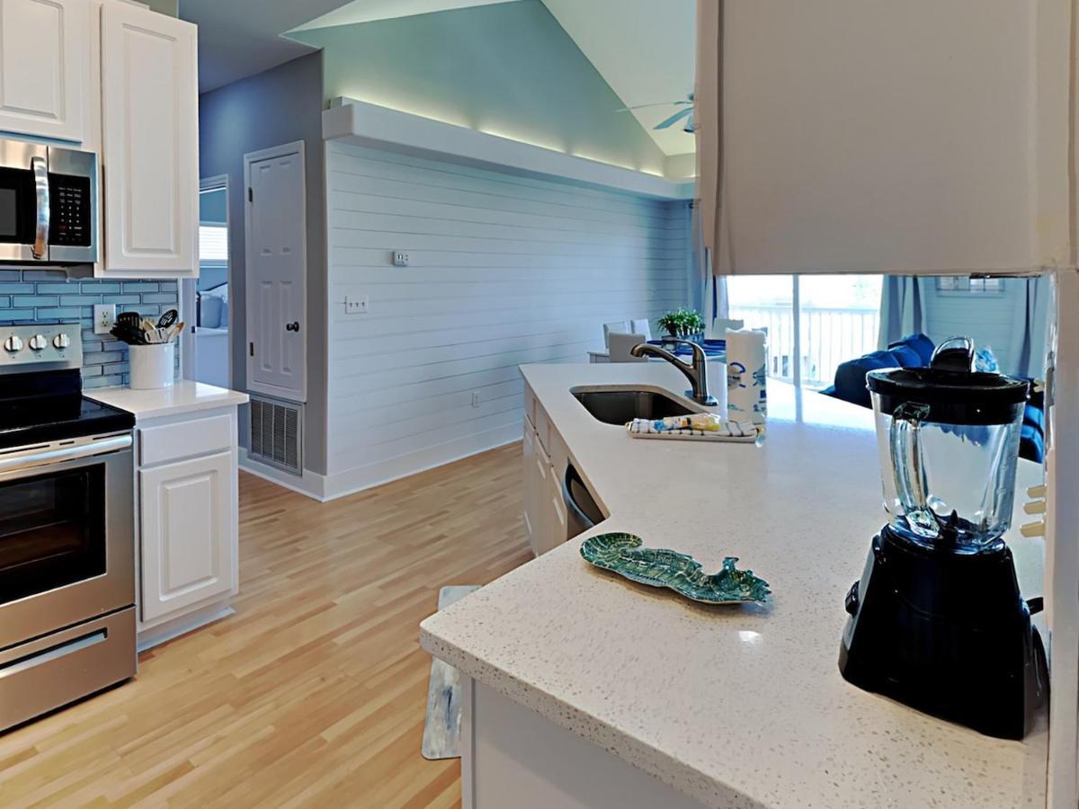 Sandpiper Cove 4213 * Destin