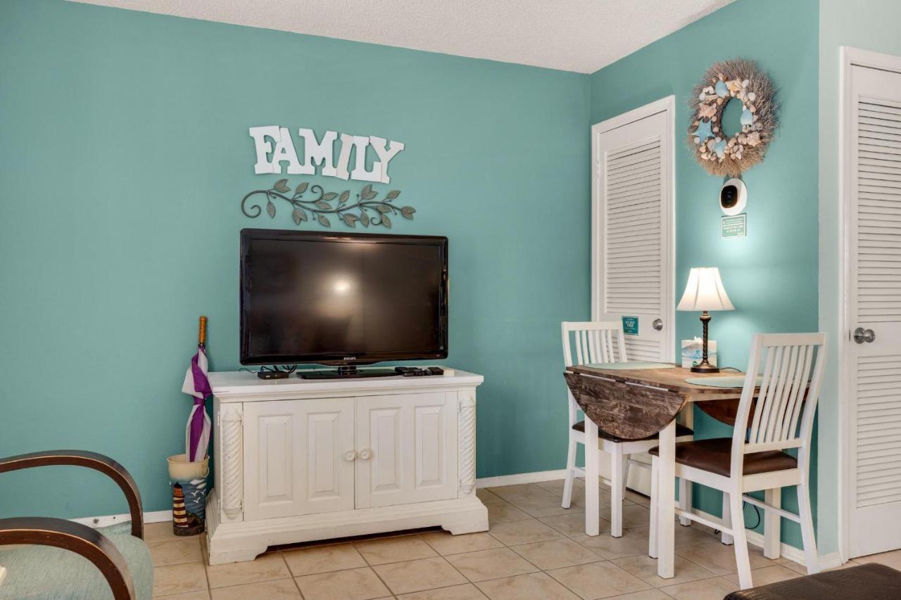 Sandprints D11 * Destin