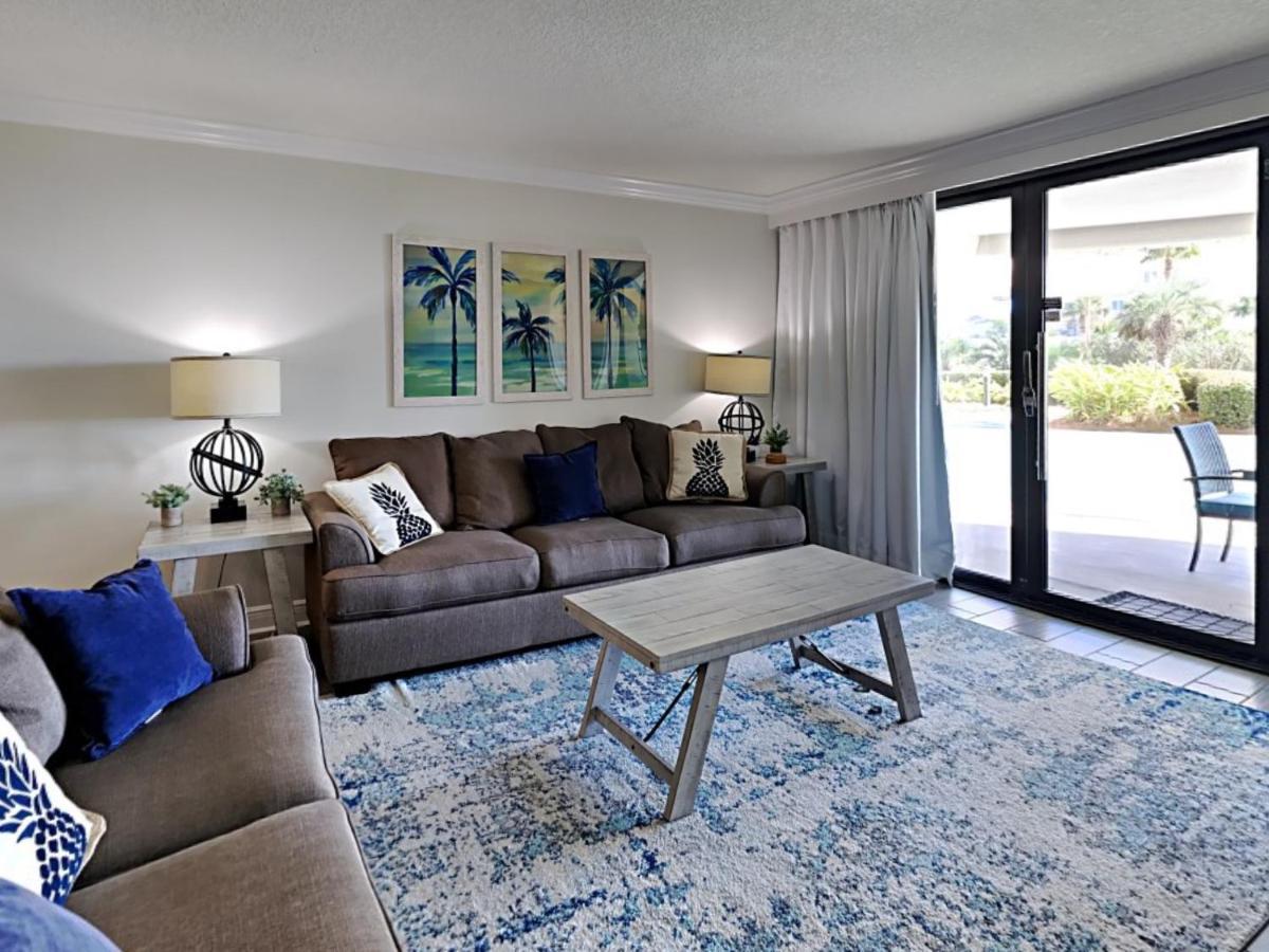Amazing In Miramar With Outdoor Swimming Pool And 2 Bedrooms Apartment *