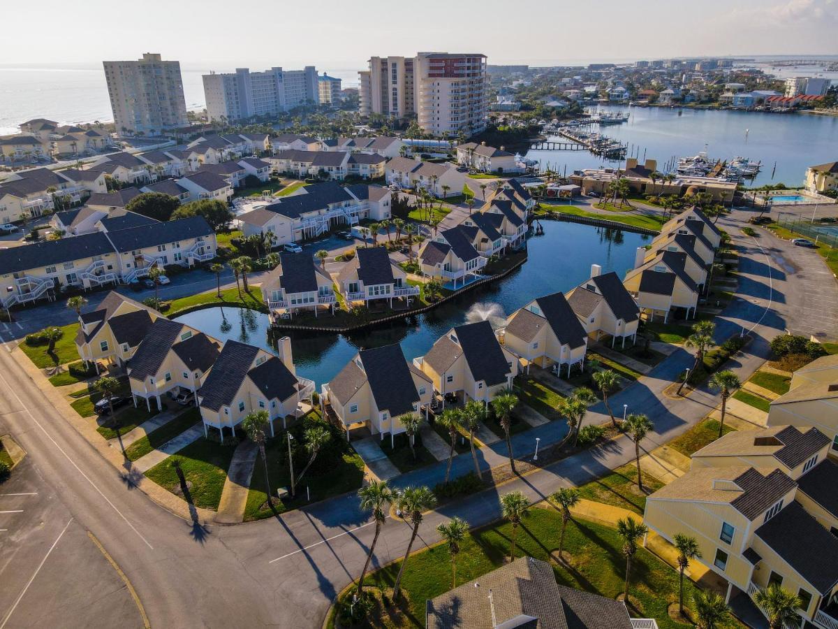 Sandpiper Cove 8242 Destin