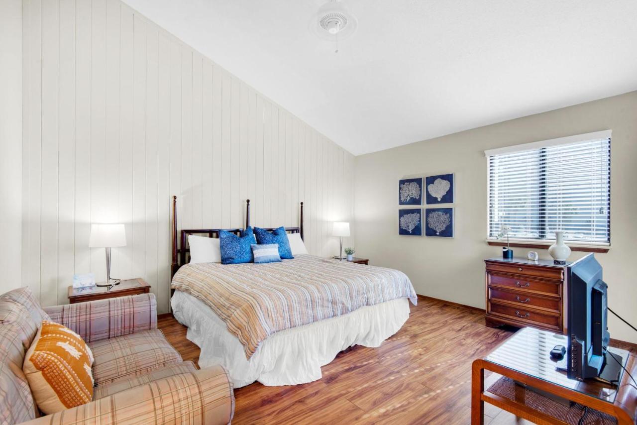 Shoreline Towers Townhouse 4-4 Holiday home Destin