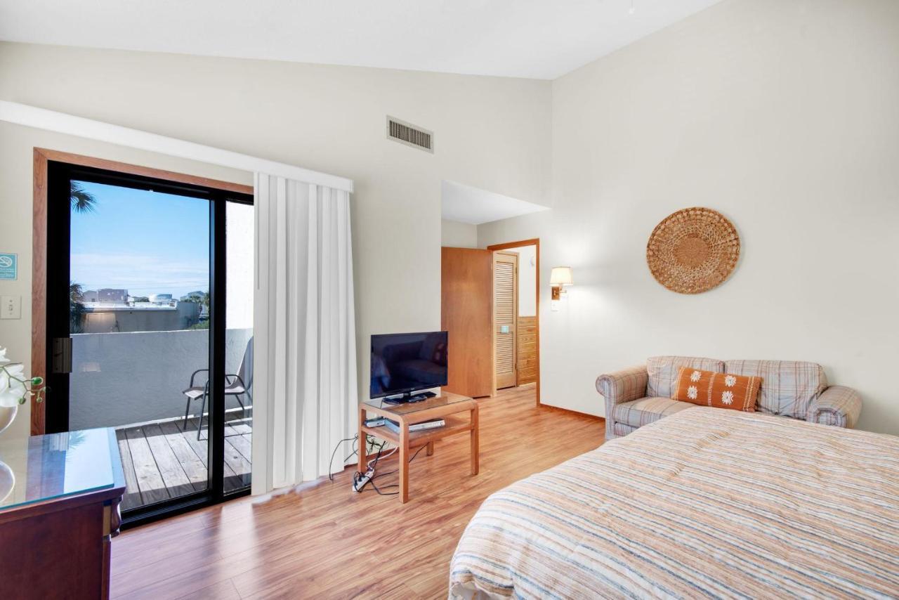 Shoreline Towers Townhouse 4-4 Holiday home