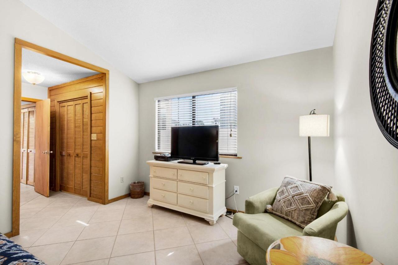 Shoreline Towers Townhouse 4-4 Holiday home