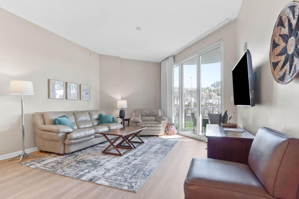 Family Friendly In Heart Of Destin! Style Pool, Tennis Courts Minutes From