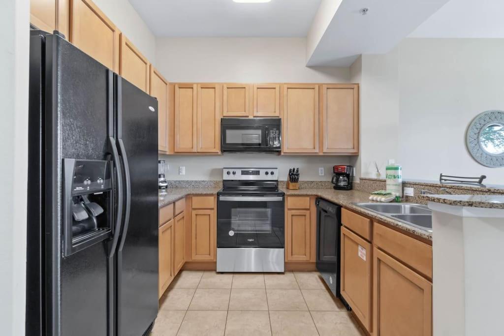 Apartment Family Friendly In Heart Of Destin! Style Pool, Tennis Courts Minutes From *