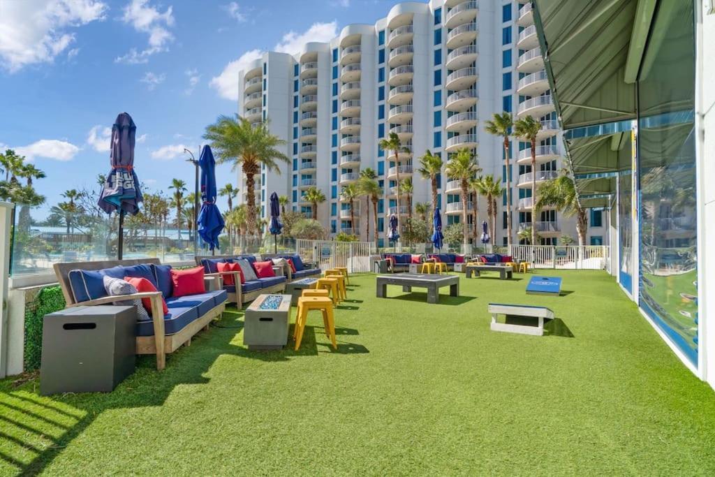 Family Friendly In Heart Of Destin! Style Pool, Tennis Courts Minutes From * Destin