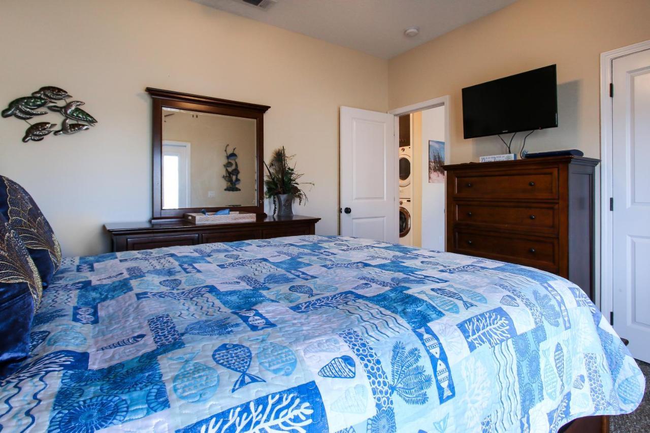 Amazing 4 Bedroom Vacation In The Villages Of Crystal Lakes Holiday home *