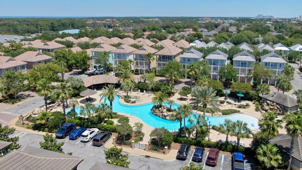 Amazing 4 Bedroom Vacation In The Villages Of Crystal Lakes Destin