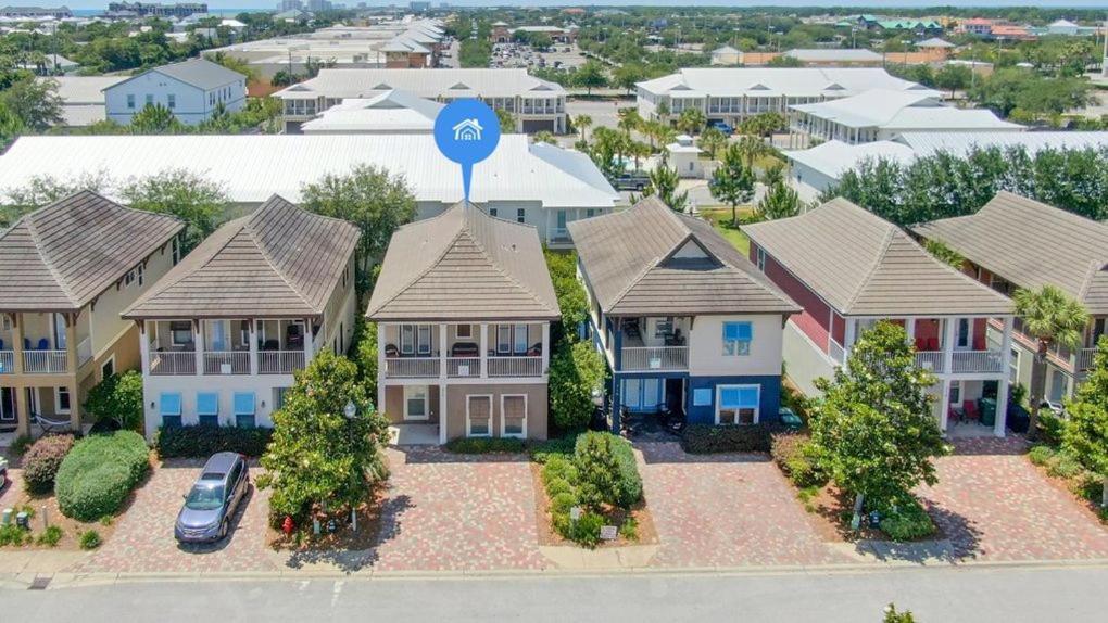 Amazing 4 Bedroom Vacation In The Villages Of Crystal Lakes Holiday home Destin