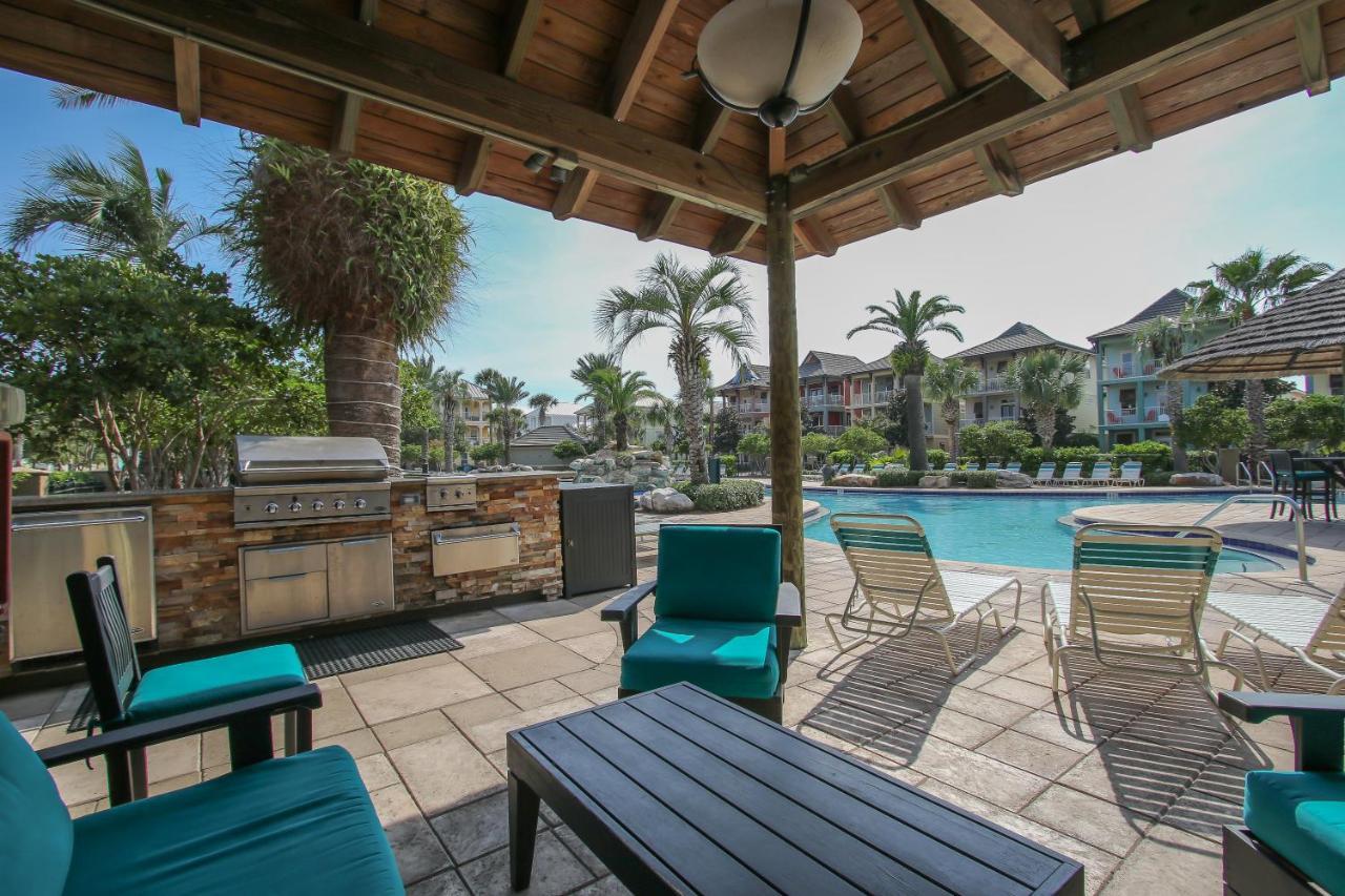 Amazing 4 Bedroom Vacation In The Villages Of Crystal Lakes