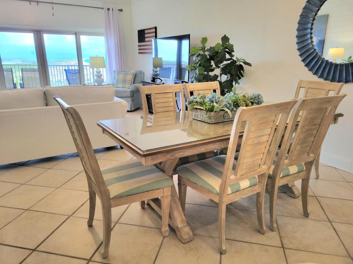 Manor 1206 Destin