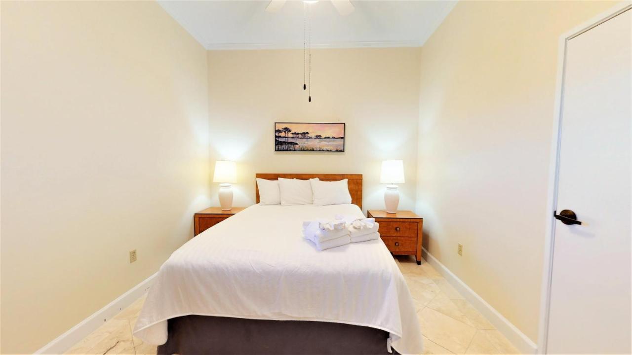 Tides 1511 Destin