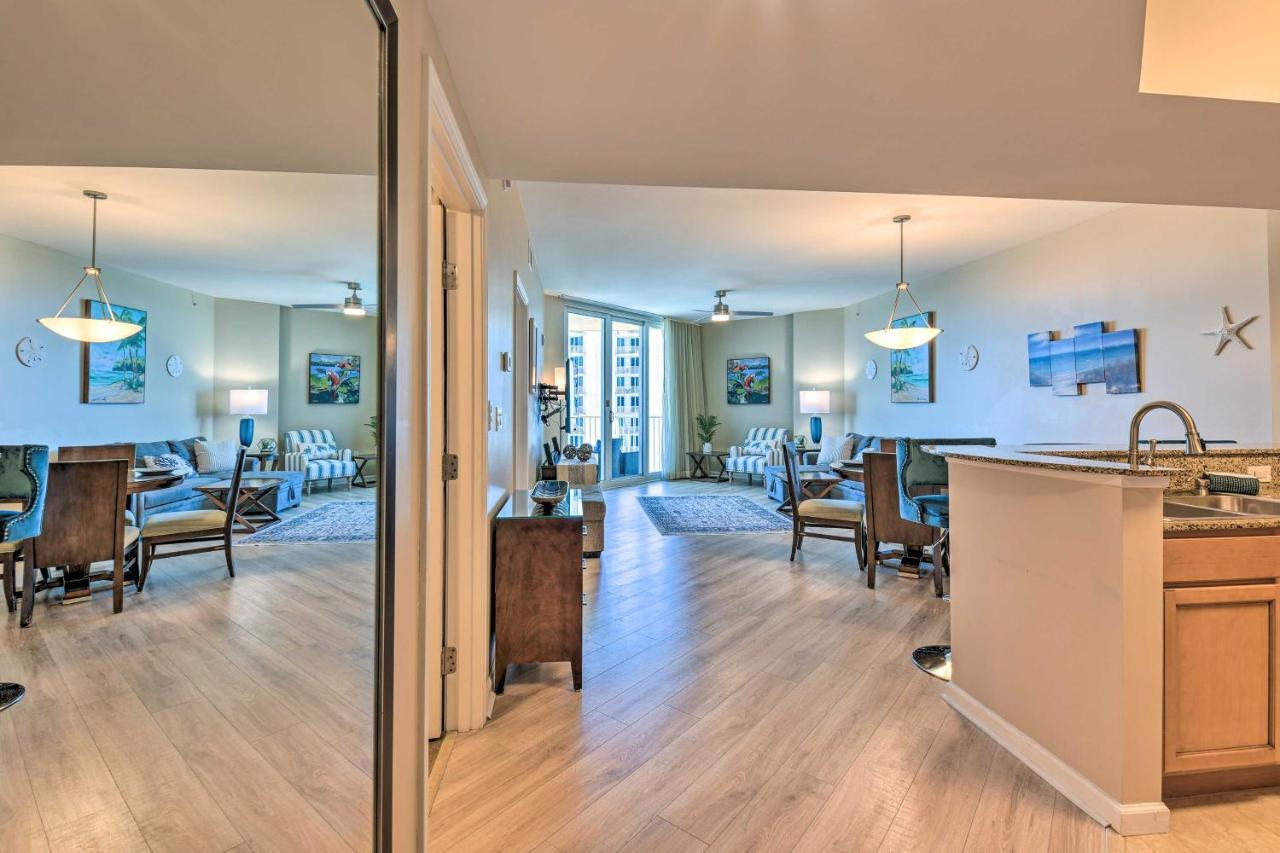 Modern With Balcony - Walk To Beach!