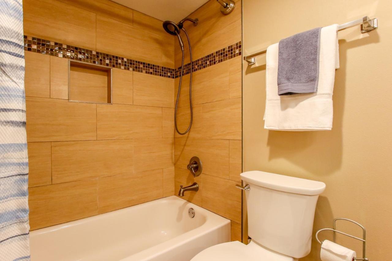 Endless Summer At The Enclave 204b Heart Of Location Destin
